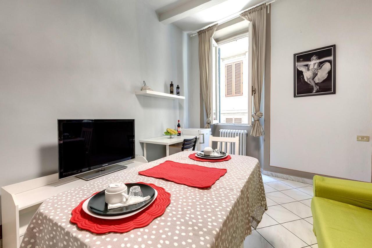 Magico Risveglio Agli Uffizi Apartamento Florença Exterior foto